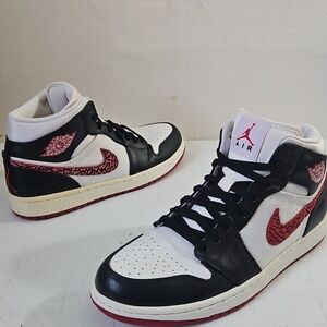 Nike Air Jordan 1 Phat Black Elephant Red Mid Men's 9.5 no box!